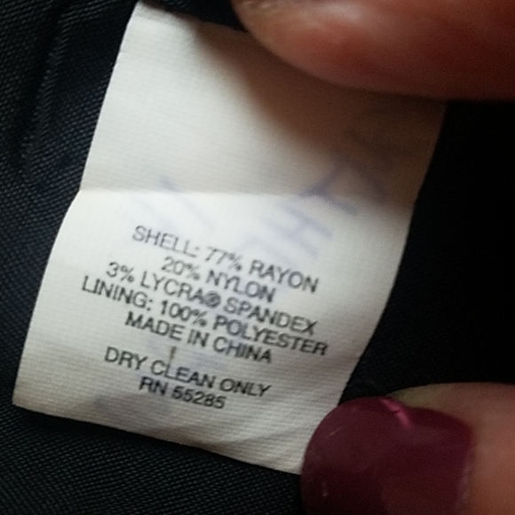 Express Design Studio 2 Button Blazer - Picture 5 of 7